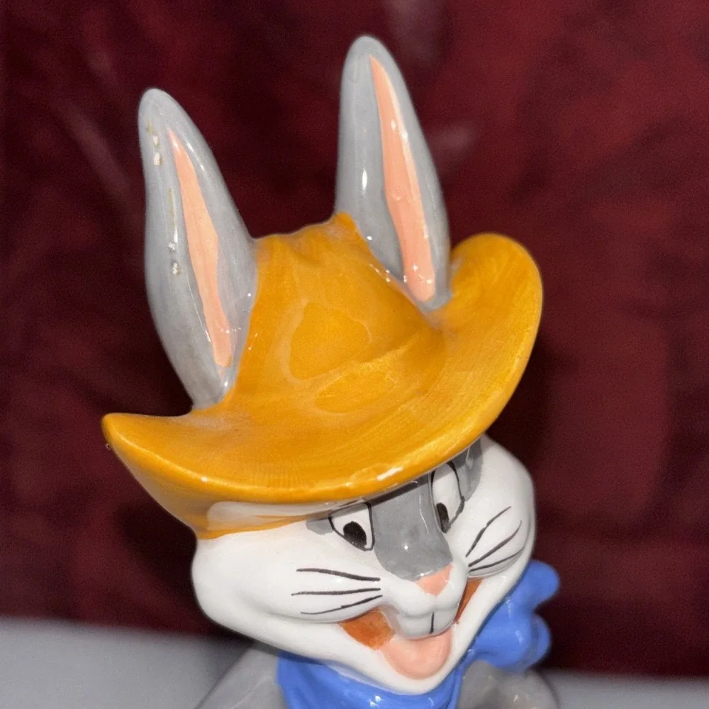 Vintage 1993 Cowboy Daffy Duck And Bugs Bunny‎ Looney Tunes Salt And Pepper Set